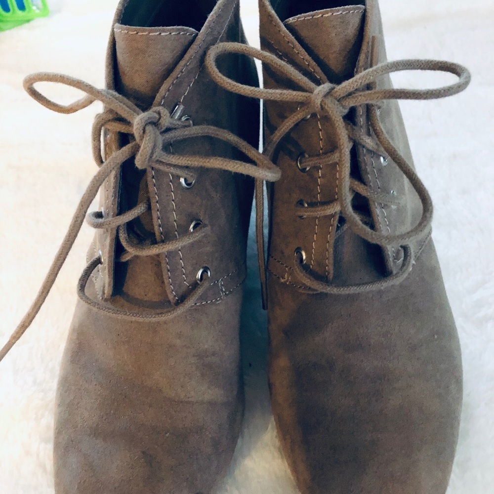 Booties - Picture 5 of 7